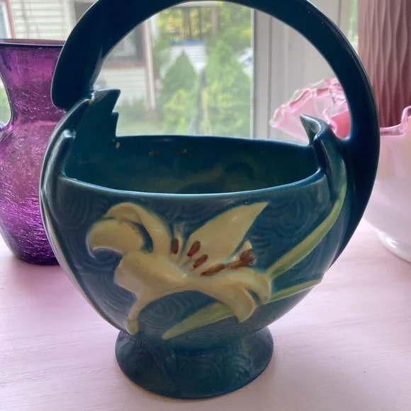 Rare Blue Roseville Pottery Basket - Picture 1 of 10